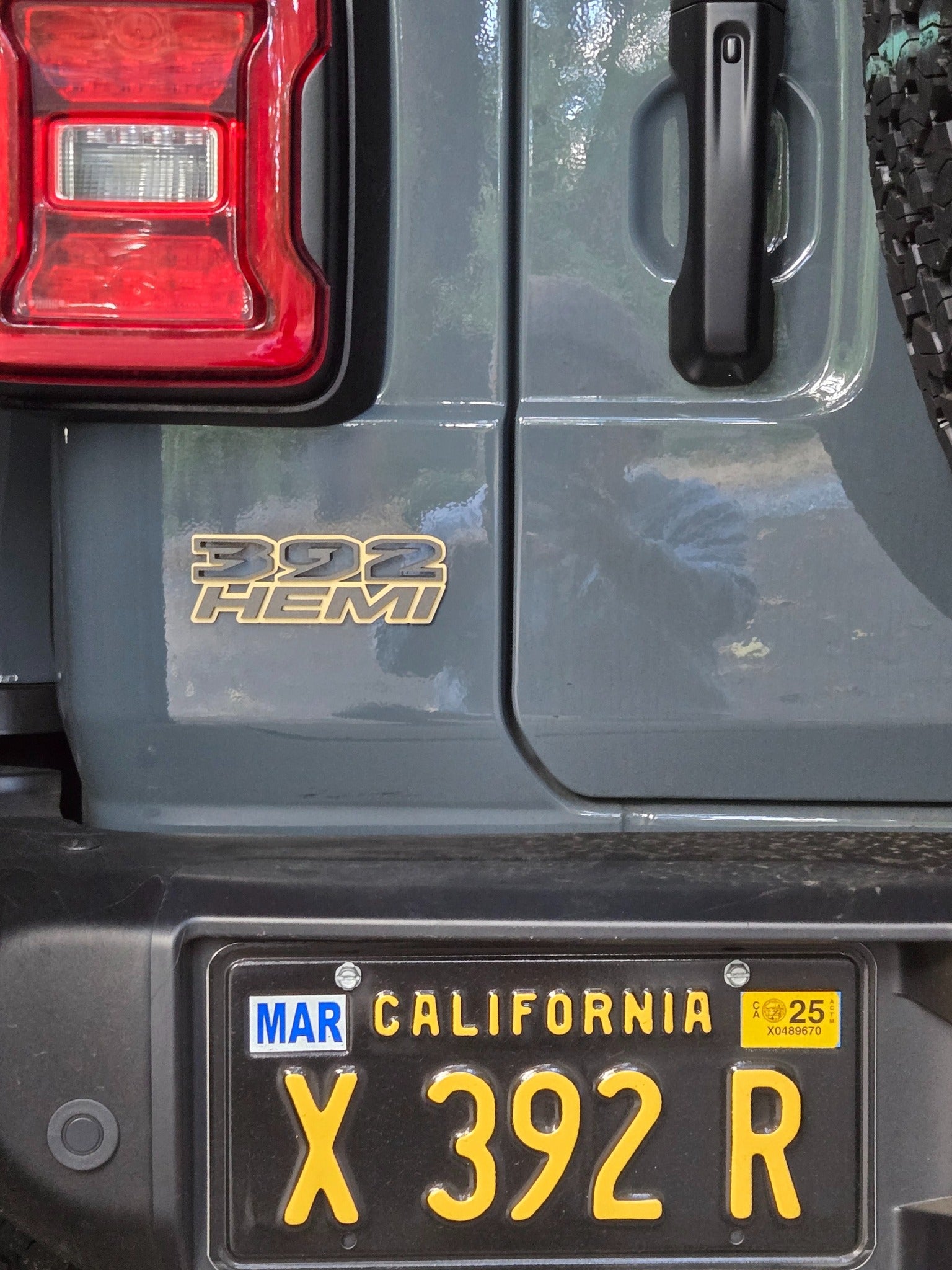 Jeep Wrangler JL 392 HEMI Emblem - 5