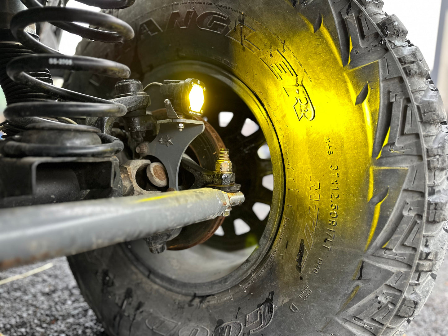 Jeep TJ XJ YJ ZJ Steerable Knuckle Pod Light Mounts (1984-2006 Wrangler/Cherokee)