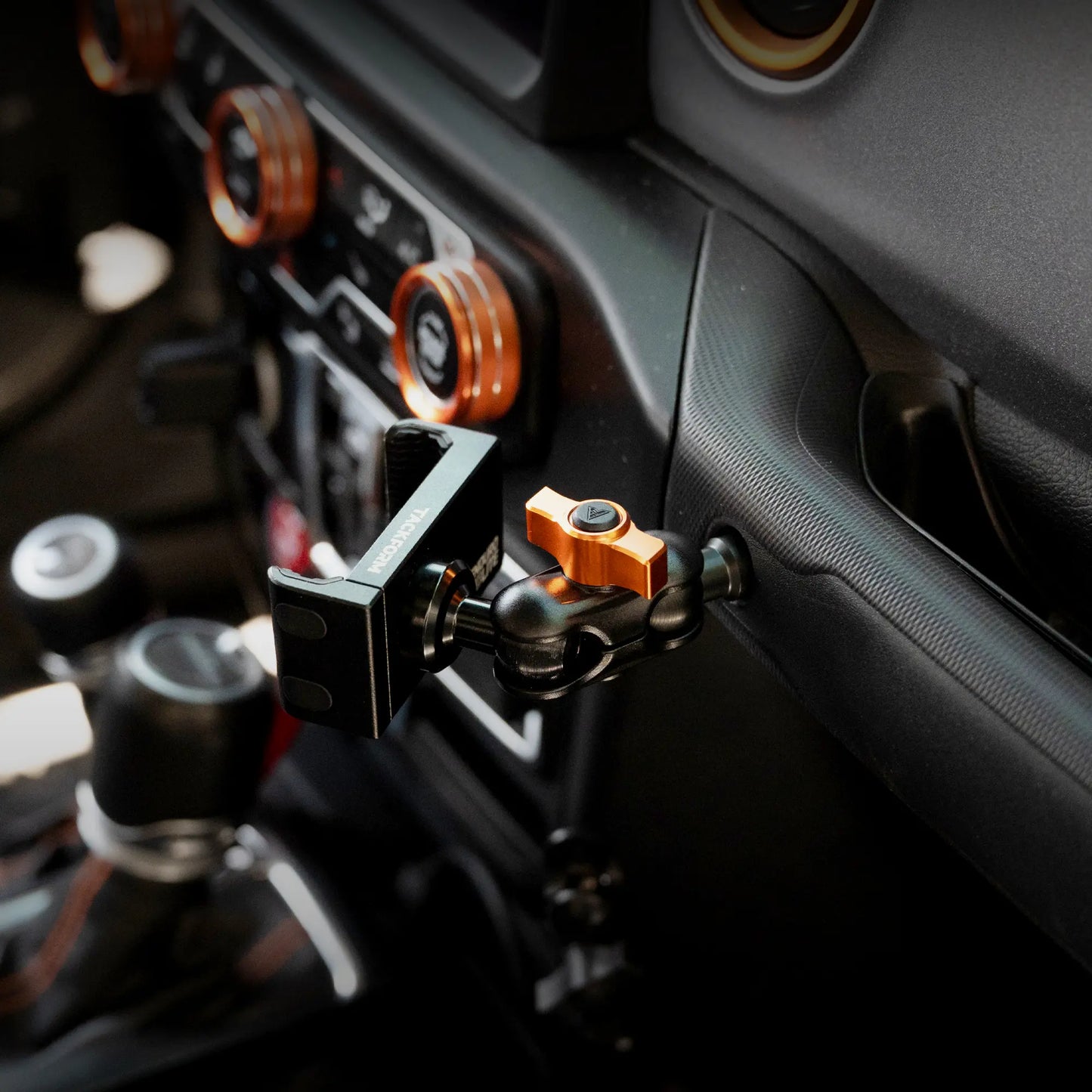 LINK™ Grab Bar Mount With Qi2/MagSafe Charging and Cooling Phone Holder | 2" Arm | 2018 - 2023 Jeep JL, Gladiator, and 4XE