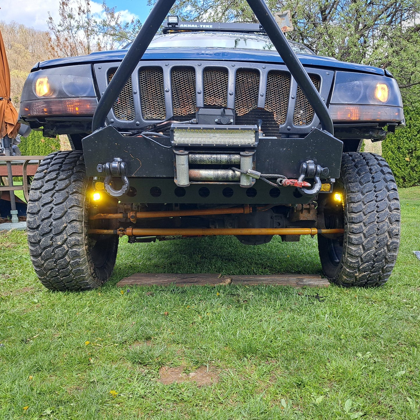 Jeep WJ Grand Cherokee Steerable Knuckle Pod Light Mounts (1999-2004)