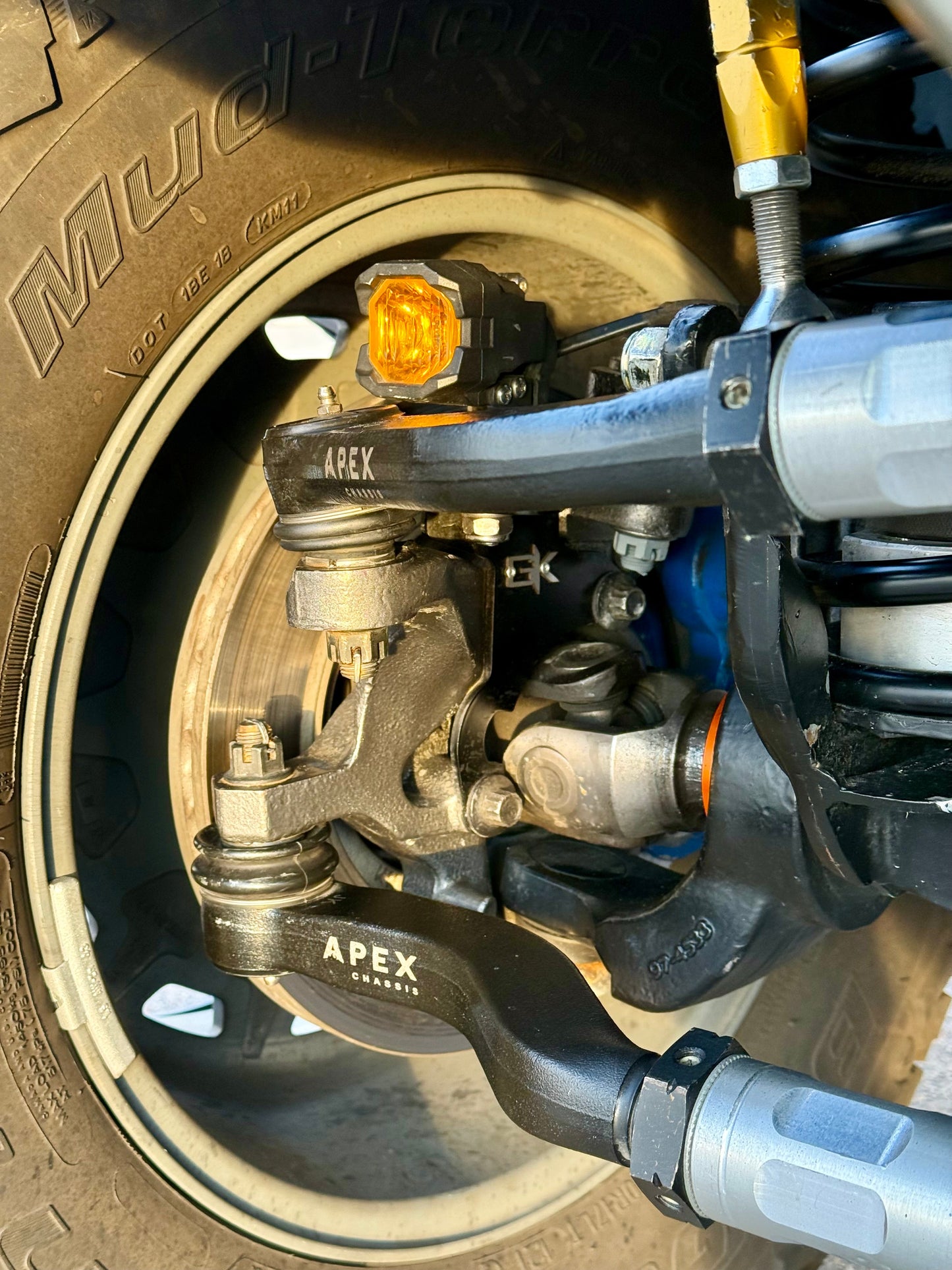 Jeep WJ Grand Cherokee Steerable Knuckle Pod Light Mounts (1999-2004)